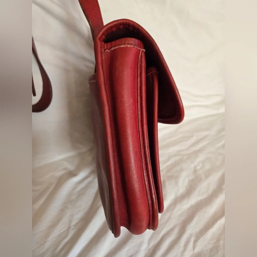 Vintage Coach Large Side Pack In Red - Picture 7 of 13